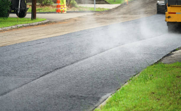 Best Driveway Paving Contractor  in Glen Carbon, IL